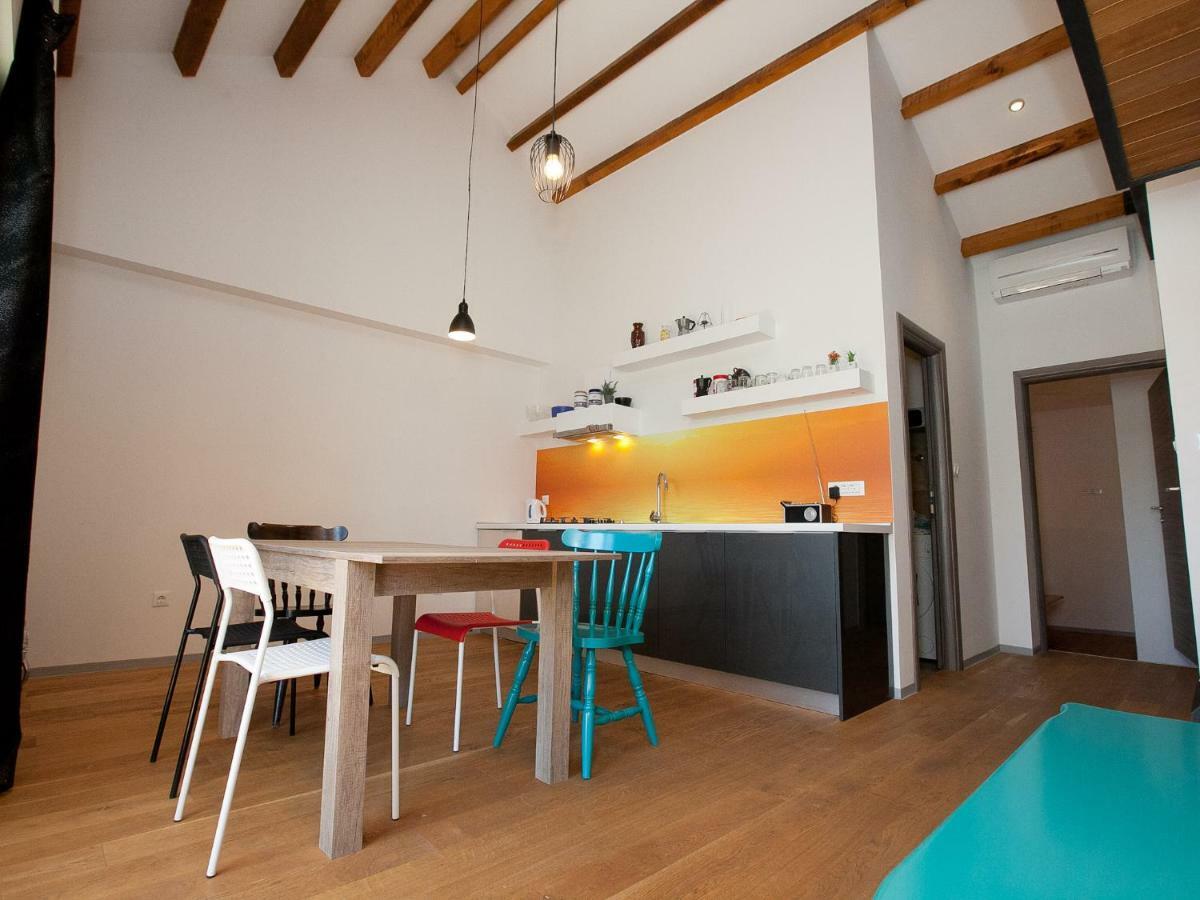 Wolverine Residence Zara Esterno foto